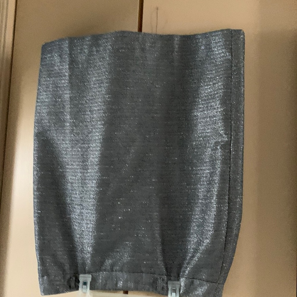 Size 16T skirt that can go from office until later.